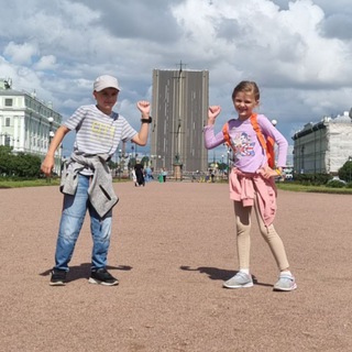 Логотип @progulki_po_piteru - С детьми по ПИТЕРУ!❤️😅