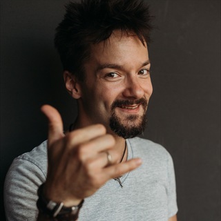 Логотип @prokhovskoy - Прохор Чеховской