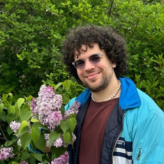 Логотип @prometain - Человек Горящий