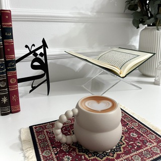 Логотип @prosto_strannica - prosto strannica ♡