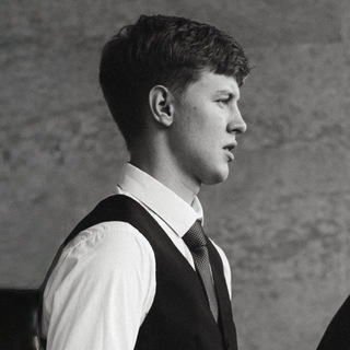 Логотип @prostodaanya - Просто Даня