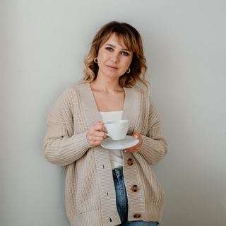 Логотип @prostoilegkopojenski - Просто. Легко. По-женски.