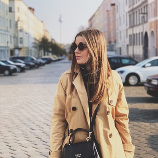 Логотип @prostoproberlin - #простопроберлін