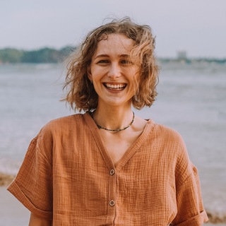 Логотип @psy_chalova_alena_chat - Свободолюбивый психолог Алена Чалова Chat