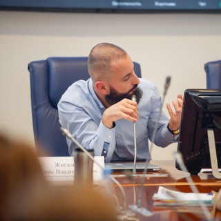 Логотип @psychology_viz - Денис Жигалов