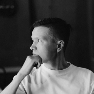 Логотип @psyglasses - Очки Фрейда