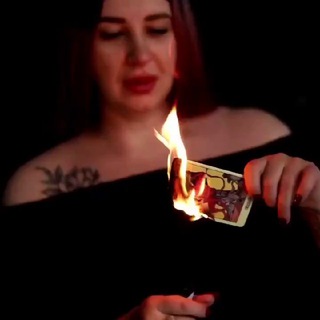 Логотип @pugacheva_tarot - Магия и Таро (Юлия Пугачева)