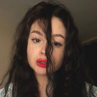 Логотип @purplealisa - Фиолетовая