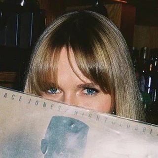 Логотип @pushkova - pushkova