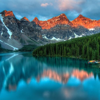 Логотип @puteshe - Мир путешествий | Вокруг Света