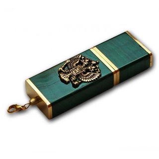 Логотип @putindrive - Флешка Путина