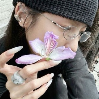 Логотип @puzzullyok - пузырёк 🫧
