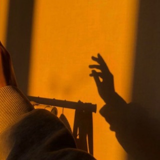 Логотип @pylnyy_vintazh - пыльный винтаж и другие уютные находки