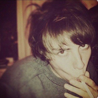 Логотип @q5rl0sti - avs by q5rl0sti😹