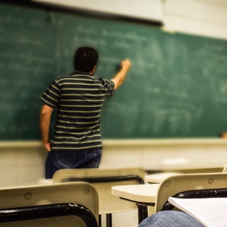 Логотип @qa_courses - QA — Курсы и образование