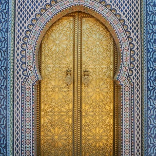 Логотип @qamarinitiative - qamarinitiative