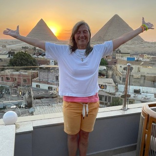 Логотип @qdm6wh8fcr00ogvi - Angela Eggert •Zwillings-Expertin