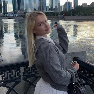 Логотип @qeitttyr - квитур🏹