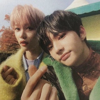Логотип @qer00ty - ::k-pop place🌷