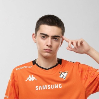 Логотип @qqeragonqq1 - ERAGON