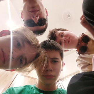 Логотип @qqparty - 4 хуя