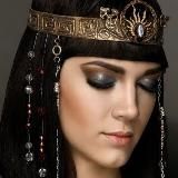 Логотип @queenarabi - الملكة بالعربي 👑