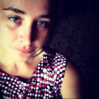 Логотип @qui_cherche_trouve_croissant - Французский с преподавателем