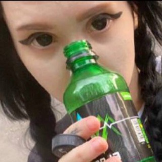 Логотип @qwwww14 - бисквитик