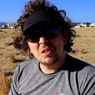 Логотип @rabotaem_v_office - Экросс зэ чат-чат-чат