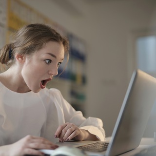 Логотип @rabotuiskat - РАБОТА ТУТ