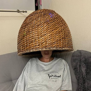 Логотип @radionichelmet - Шоу рум - Пси Абажур - СЕССИИ