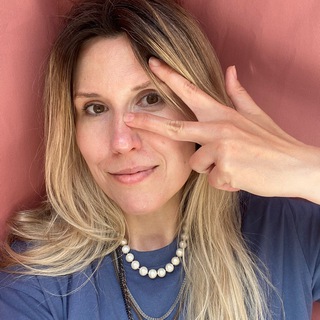 Логотип @radioyunna - ВРадио Юнна