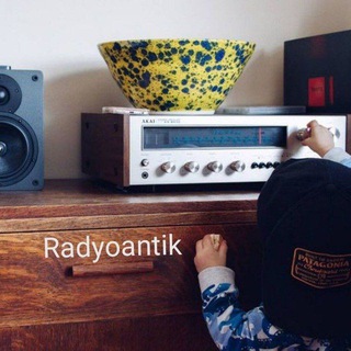 Логотип @radyoantik - رادیو آنتیک