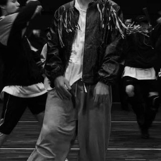 Логотип @raewixhub - dark taehyung
