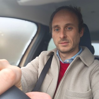 Логотип @raphideschamps - Raphi Deschamps - Canal Public