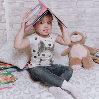 Логотип @raskraski_3d - Живые книги