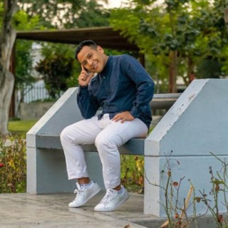 Логотип @raulinokachini - Raúl Lino Ecommerce | Educación | Kachini