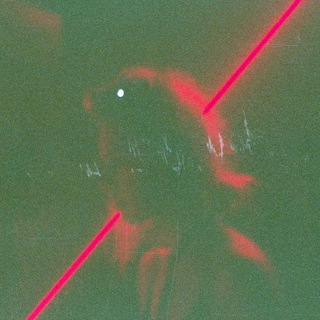 Логотип @ravemeorhateme - Rave me or hate me