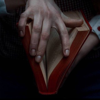 Логотип @readeatenjoy - Займемся чтением