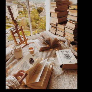 Логотип @readerslovee - Novels Books