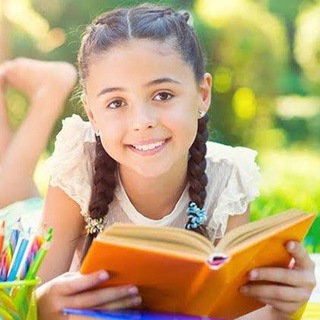 Логотип @reading_with_miss_hiba - Let's read with Miss Hiba📚