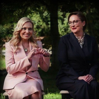 Логотип @readingmaura - че почитать маурщику