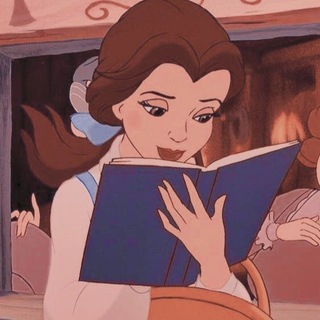 Логотип @readitread - reading books ||| book girl