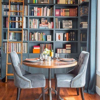 Логотип @readornotread - 📚Личная библиотека | Твой лучший книжный канал