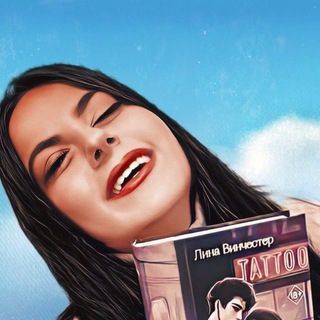 Логотип @readwithk - Книжный боинг ✈️📚