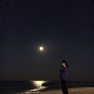 Логотип @reaestt - мысли