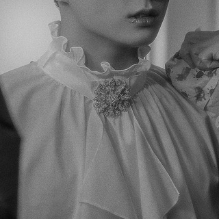 Логотип @reaganad - dear diary.