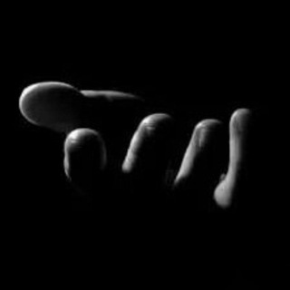 Логотип @real_johnquent - John Quent 🙏 👉 (any DM's you get are fake)