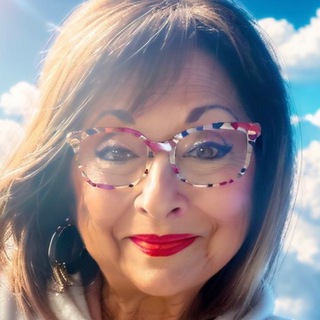 Логотип @realdeloraobrien - Delora OBrien