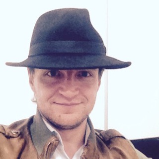 Логотип @realfrench - Реальный Французский